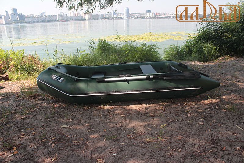 Моторная надувная лодка Ладья ЛТ-270МВЕ со слань-книжкой
